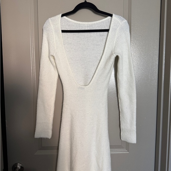 ASOS Cream Long Sleeve Knit Dress - Picture 2 of 3